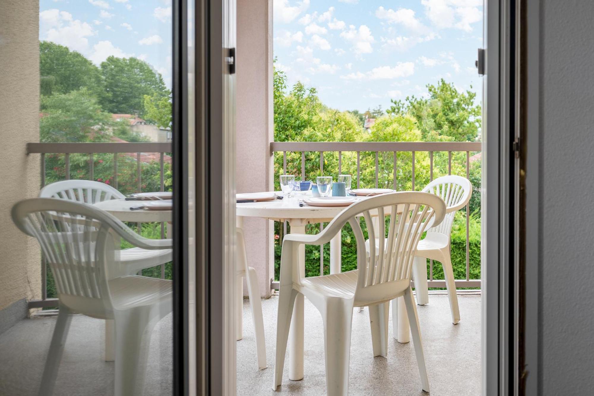 T2 Rangueil - Terrasse + 2 Parkings - 4 Personnes Apartment Toulouse Exterior photo